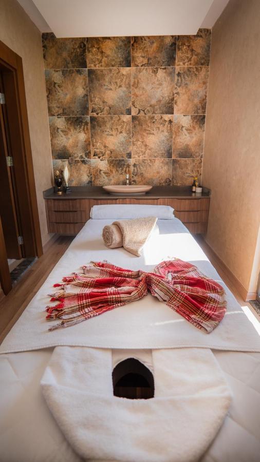 Motel Heksapolis Tavsancil ภายนอก รูปภาพ